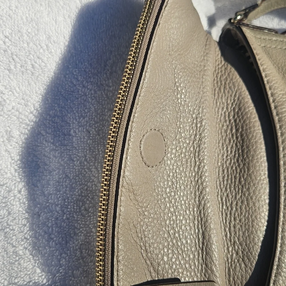 Kate Spade Minka Lt.Gray Pebbled Leather Crossbody Sling Bag Flap Zipper Closure